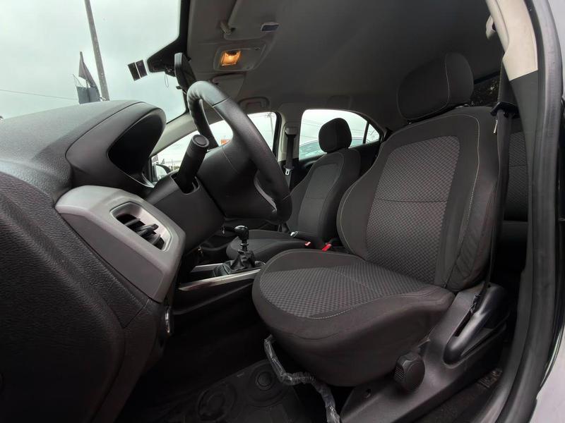 Chevrolet Onix Hatch LT 1.0 8V Flexpower 5P Mec. - foto 15