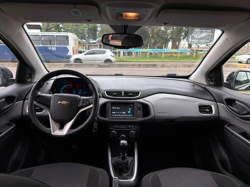 Chevrolet Onix Hatch LT 1.0 8V Flexpower 5P Mec. - foto 8