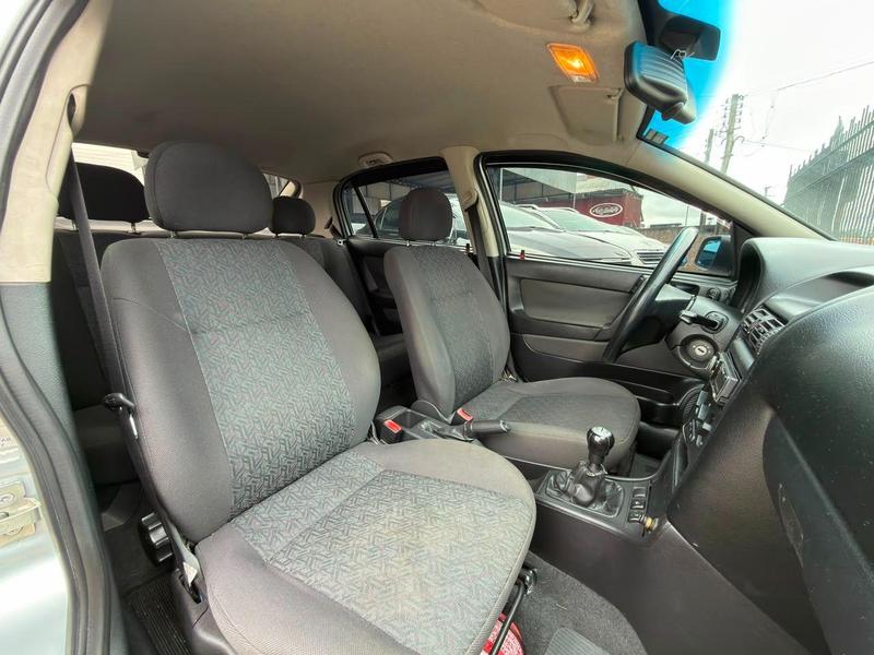 Chevrolet Astra Elegance 2.0 Mpfi Flexpower 8V 5P - foto 13