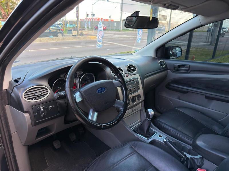 Ford Focus Hc 1.6 Flex - foto 12