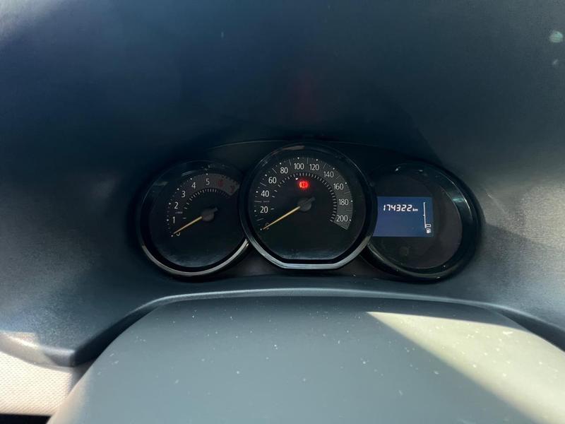 Renault Logan Expression 1.0 - foto 10