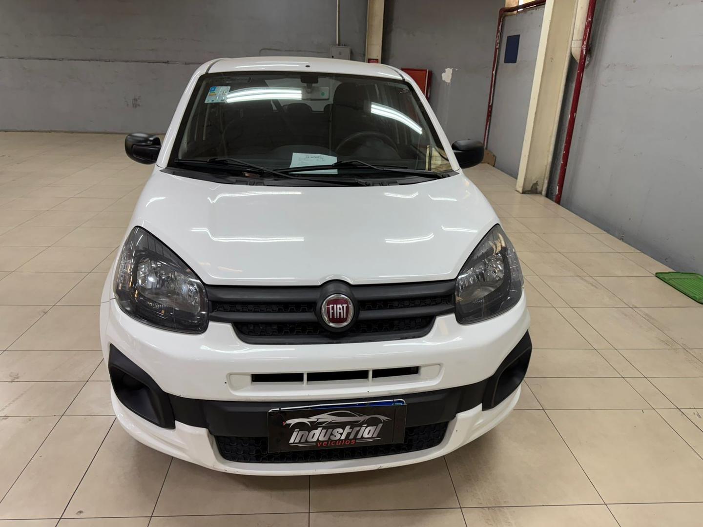 FIAT UNO ATTRACTIVE 1.0