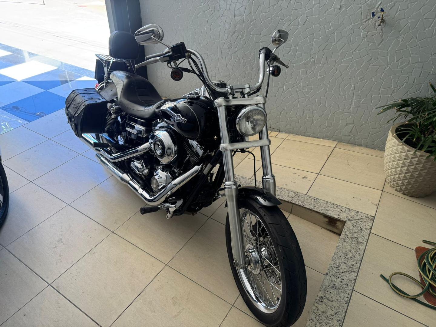 HARLEY-DAVIDSON FLSTNI