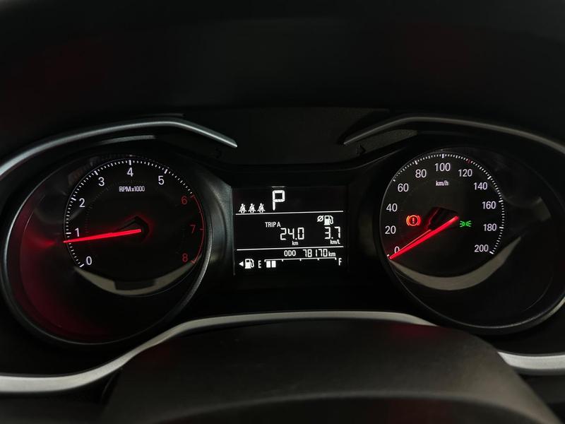 Chevrolet Onix 10tat - foto 11