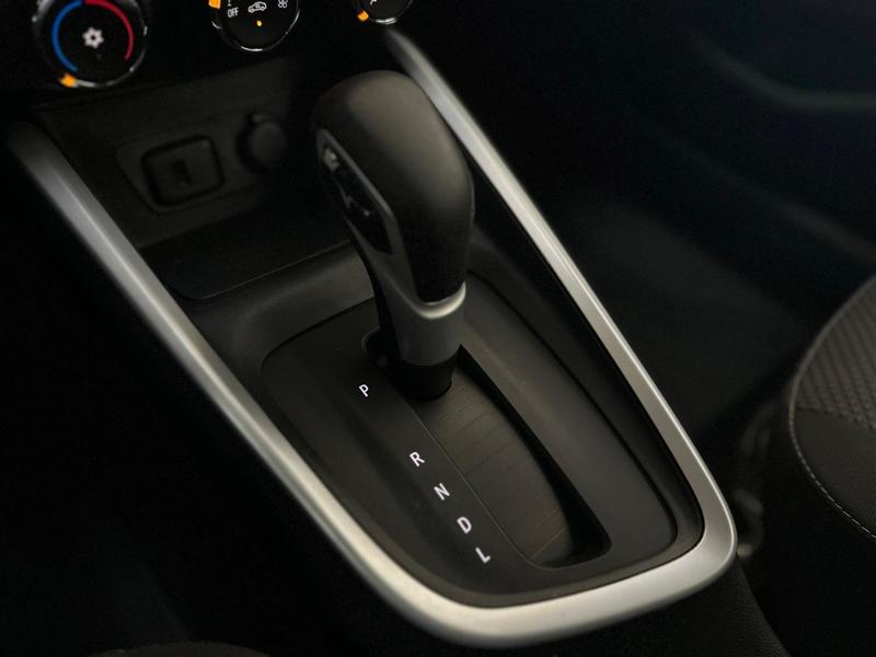 Chevrolet Onix 10tat - foto 12