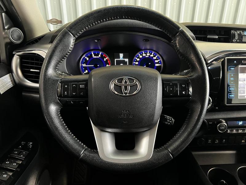 Toyota Hilux Srx Cd 4X4 Automático - foto 12