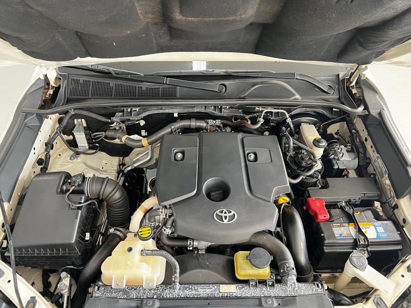 Toyota Hilux Srx Cd 4X4 Automático - foto 17