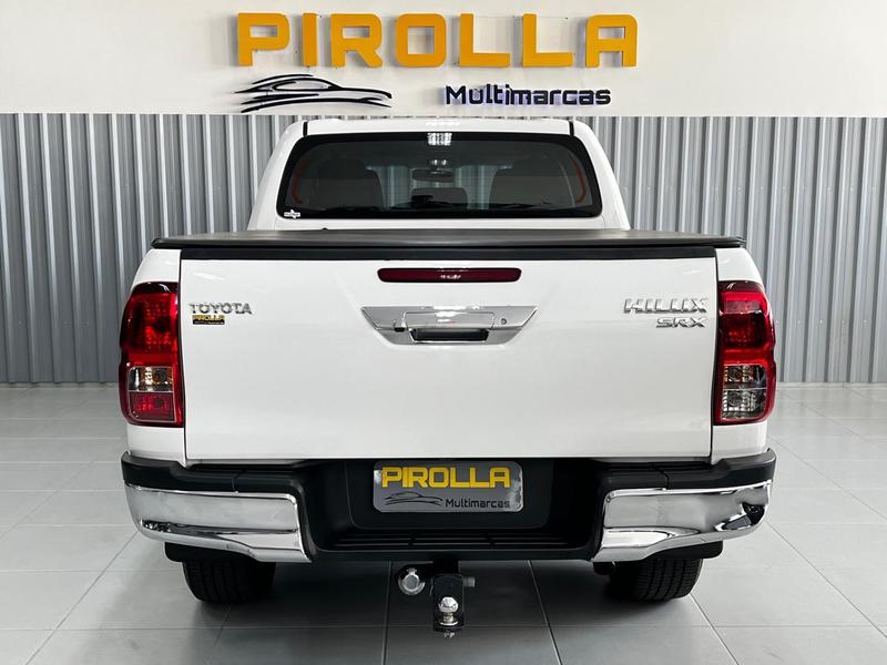 Toyota Hilux Srx Cd 4X4 Automático - foto 5