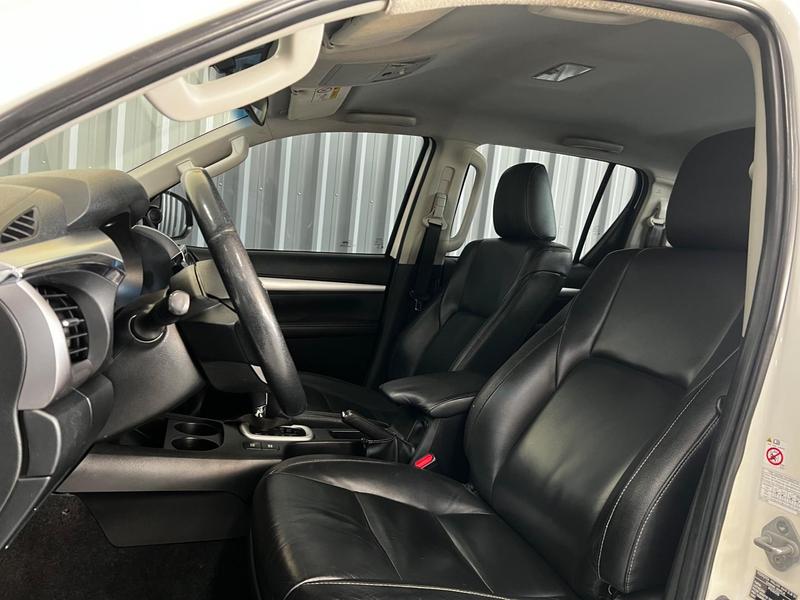 Toyota Hilux Srx Cd 4X4 Automático - foto 10