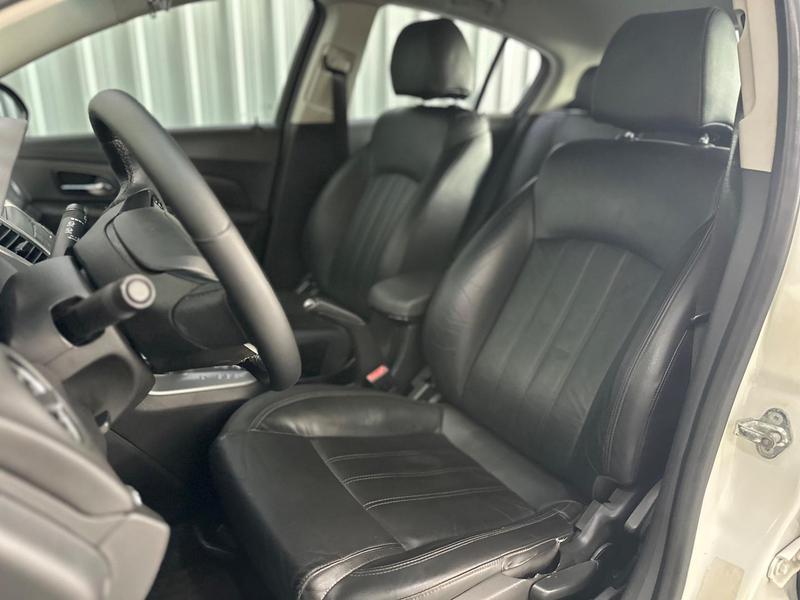 Chevrolet Cruze LT Hb - foto 14