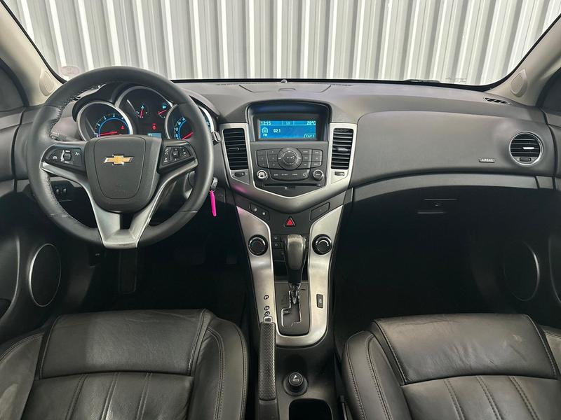 Chevrolet Cruze LT Hb - foto 9