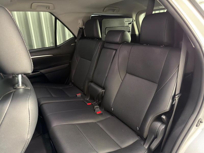 Toyota SW4 Srx ? - foto 9