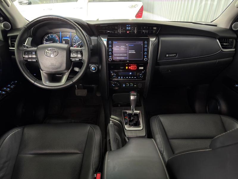 Toyota SW4 Srx ? - foto 10