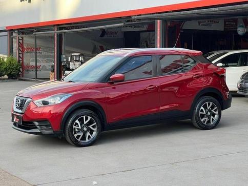 NISSAN KICKS S CVT