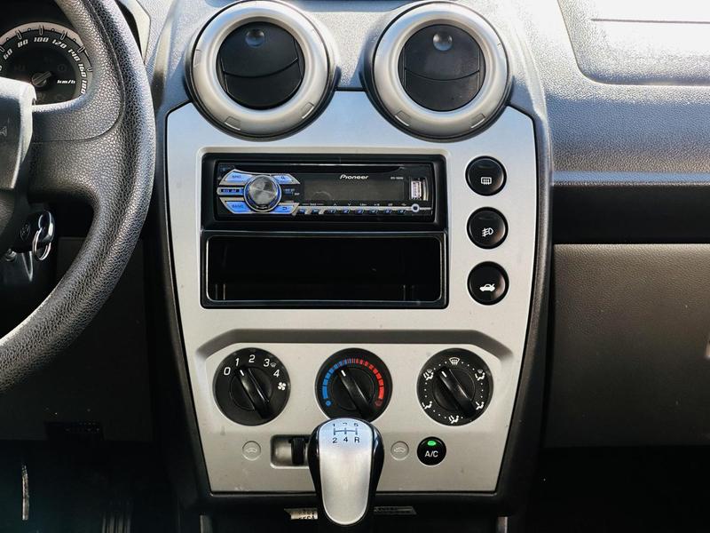 Ford Fiesta 1.6 Flex - foto 10