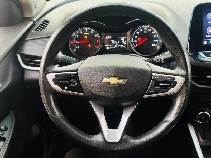 Chevrolet Onix 10mt - foto 9