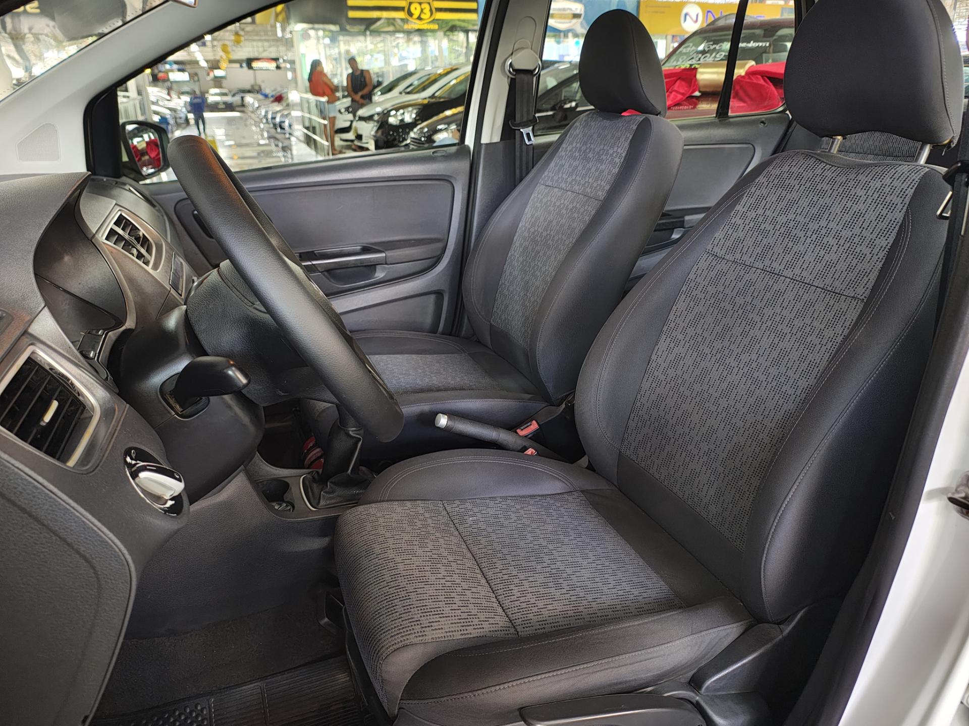 VOLKSWAGEN fox 1.0