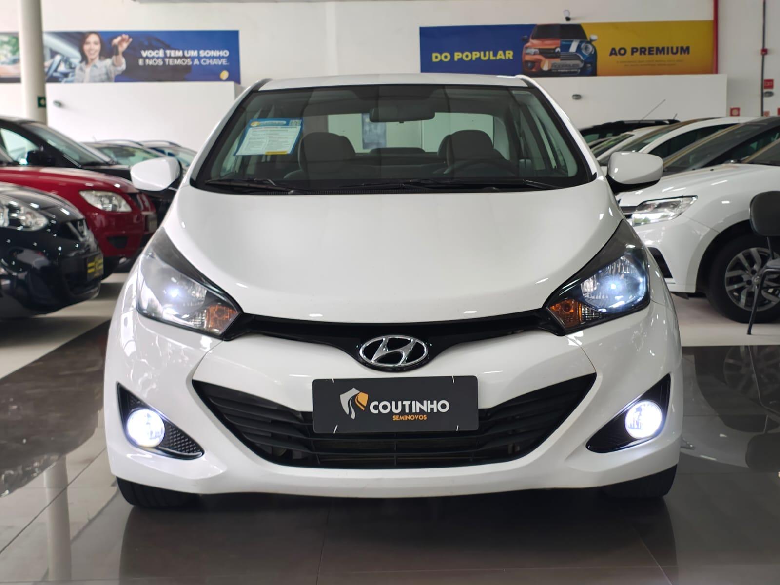 HYUNDAI hb20s 1.6 comfort plus 16v flex 4p manual