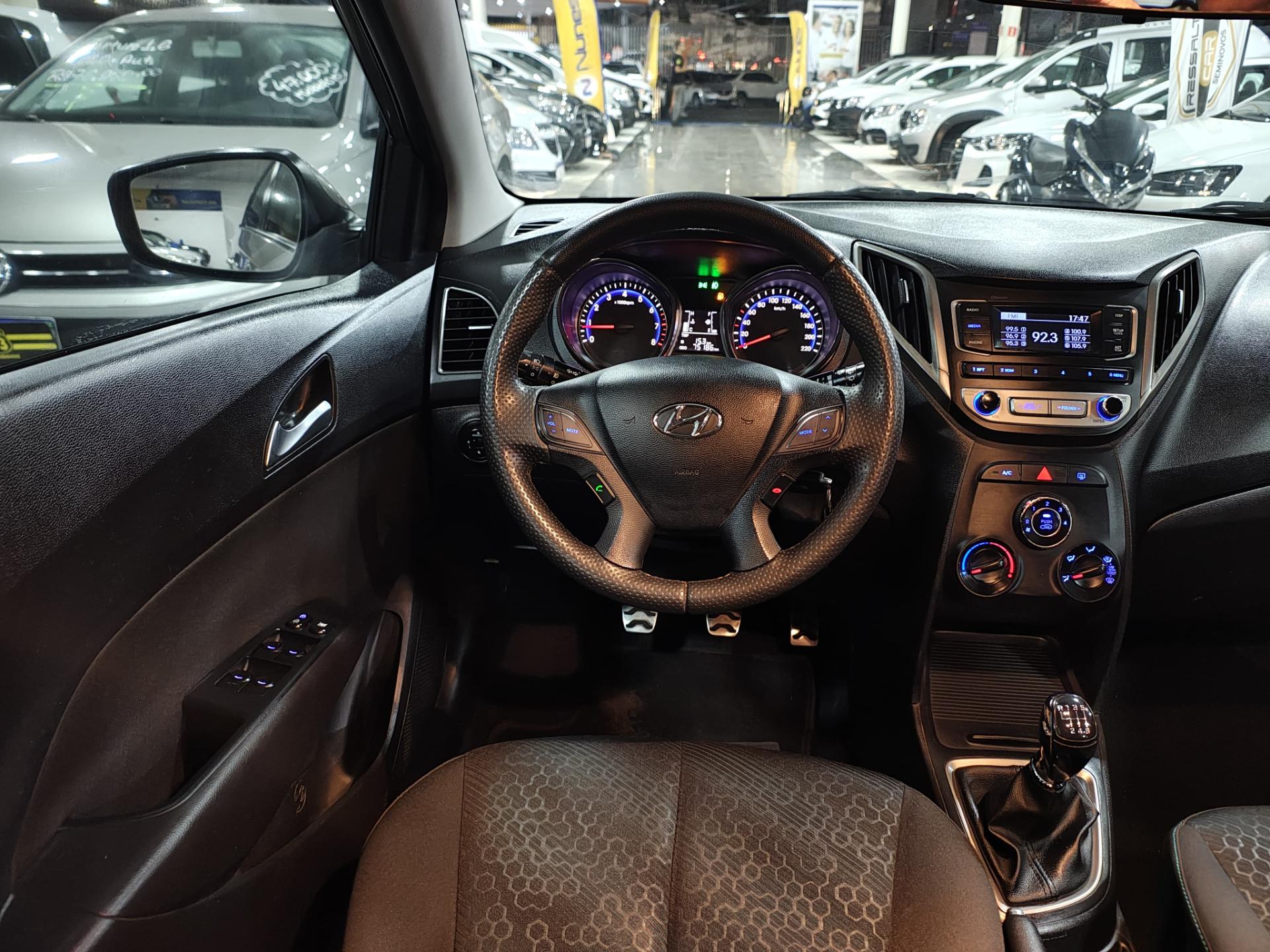 HYUNDAI hb20x style 1.6 flex 16v mec.