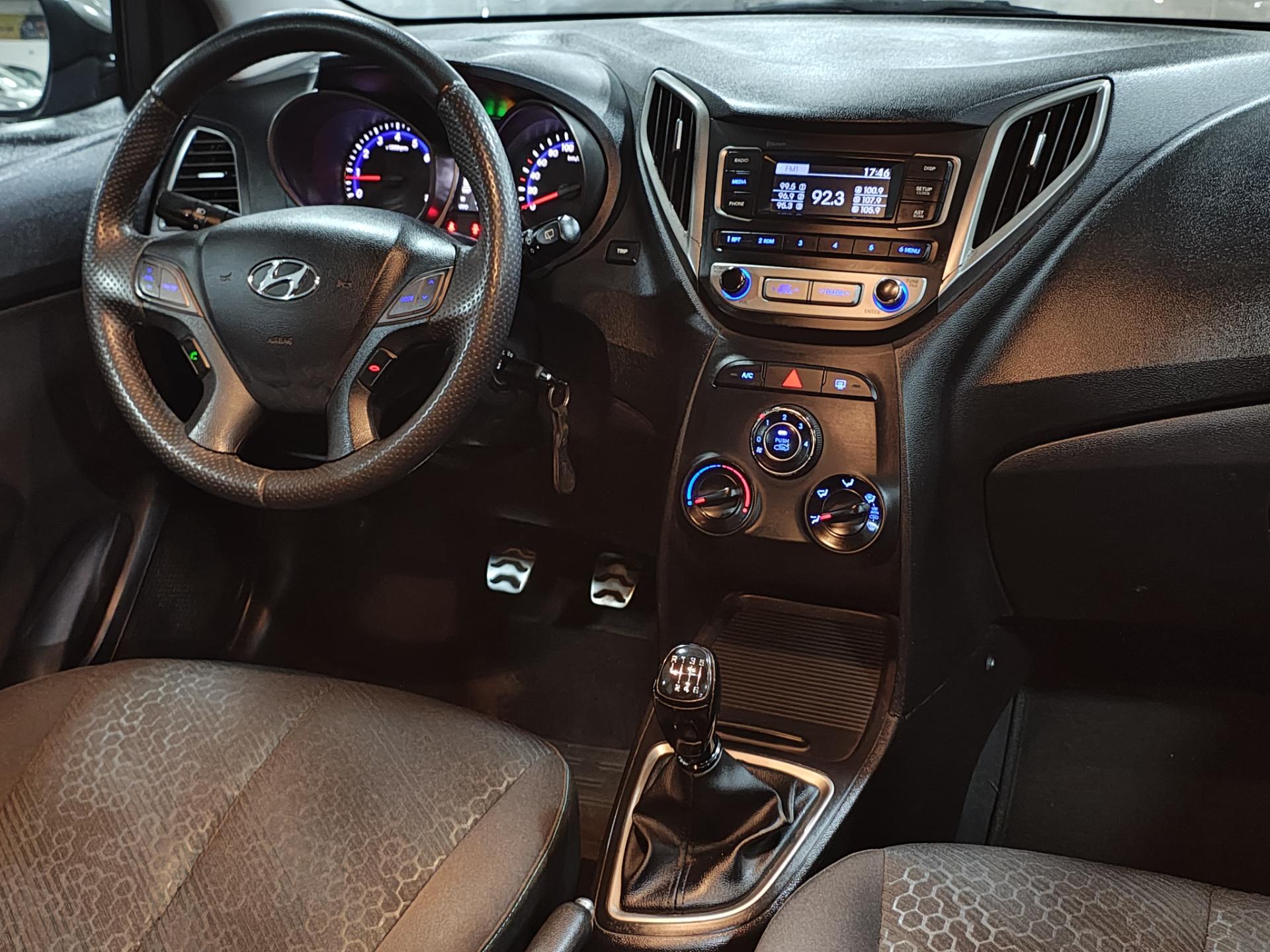 HYUNDAI hb20x style 1.6 flex 16v mec.