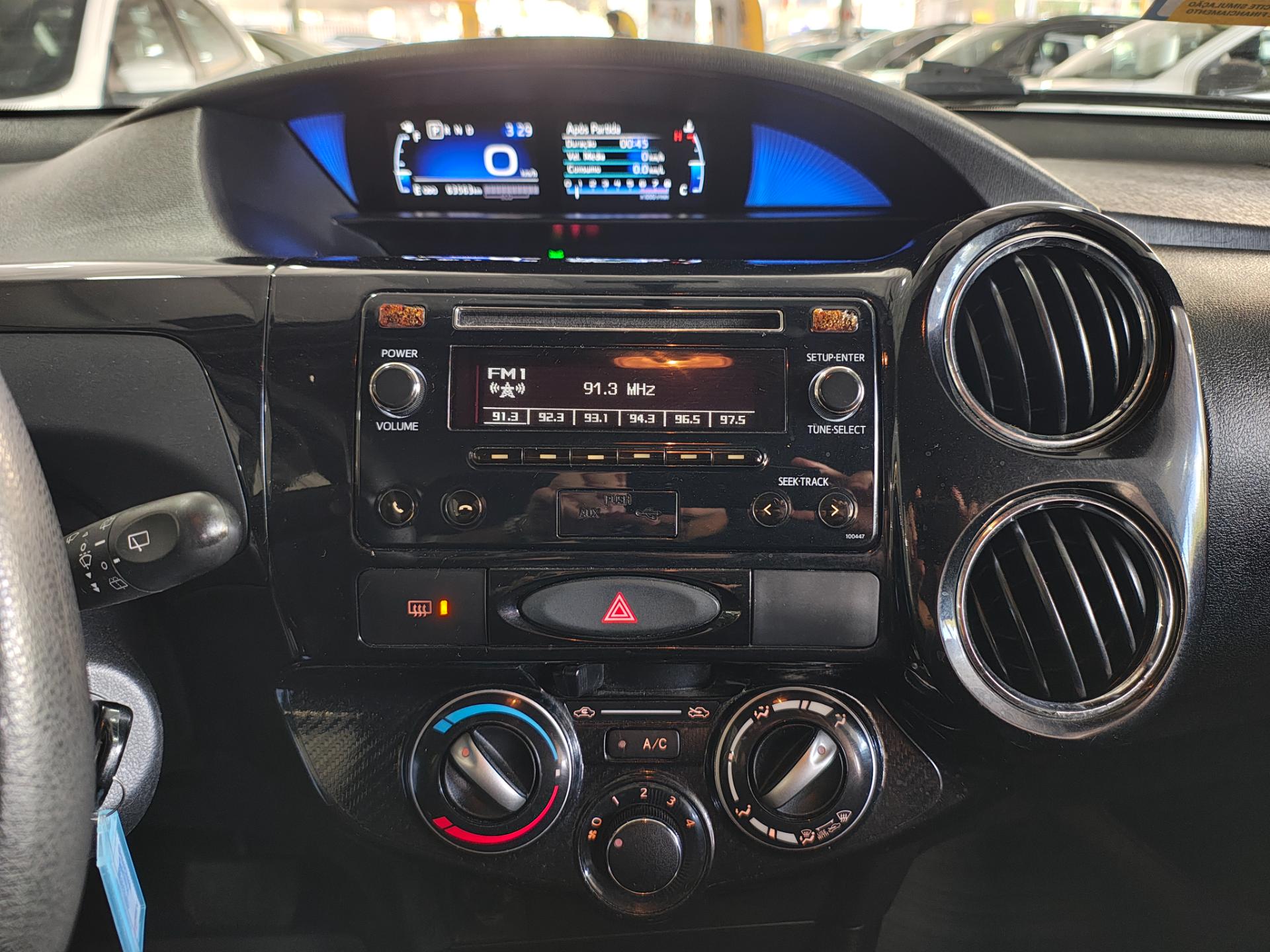 TOYOTA etios hatch x plus 15 at