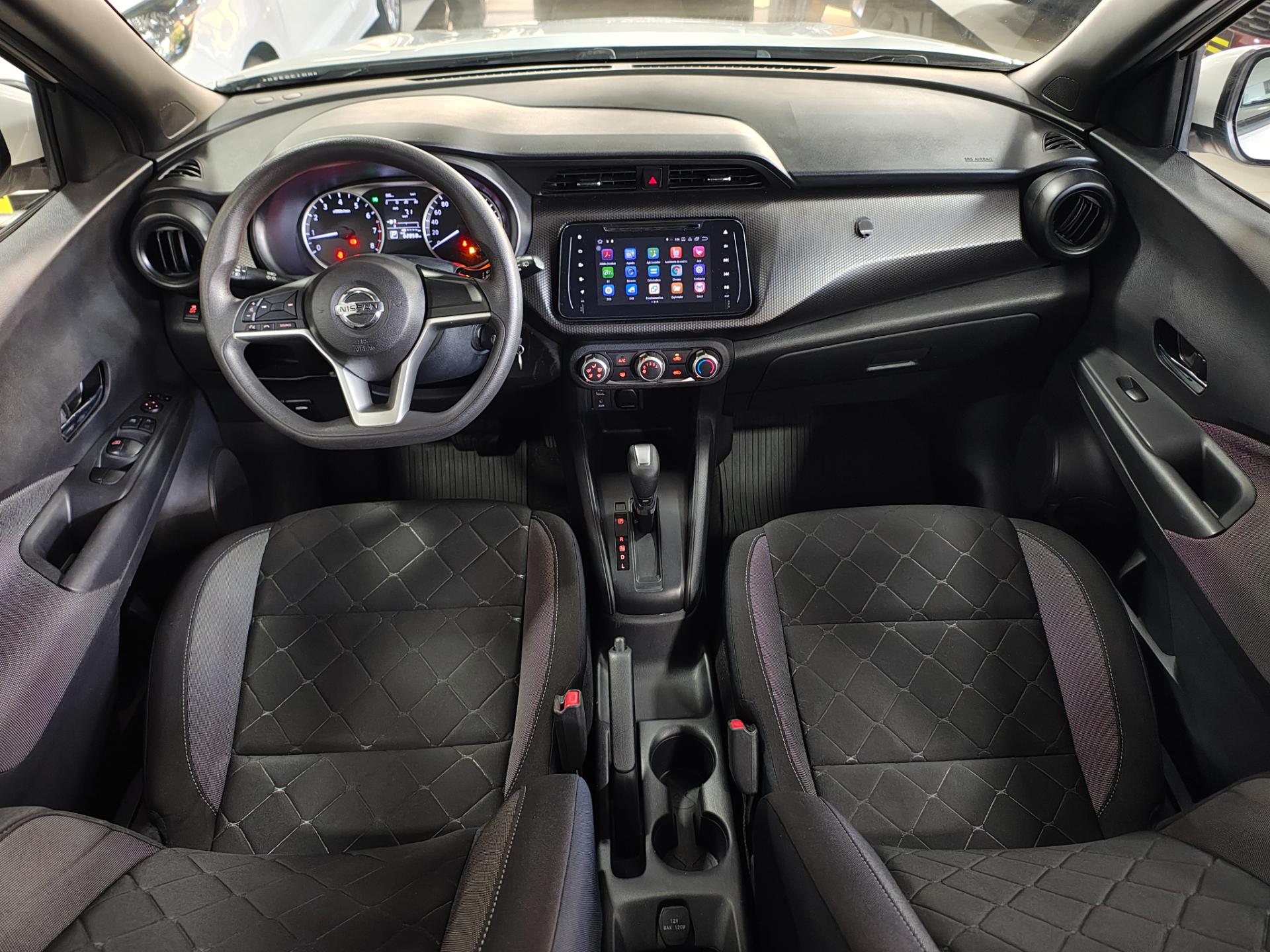 NISSAN kicks s cvt