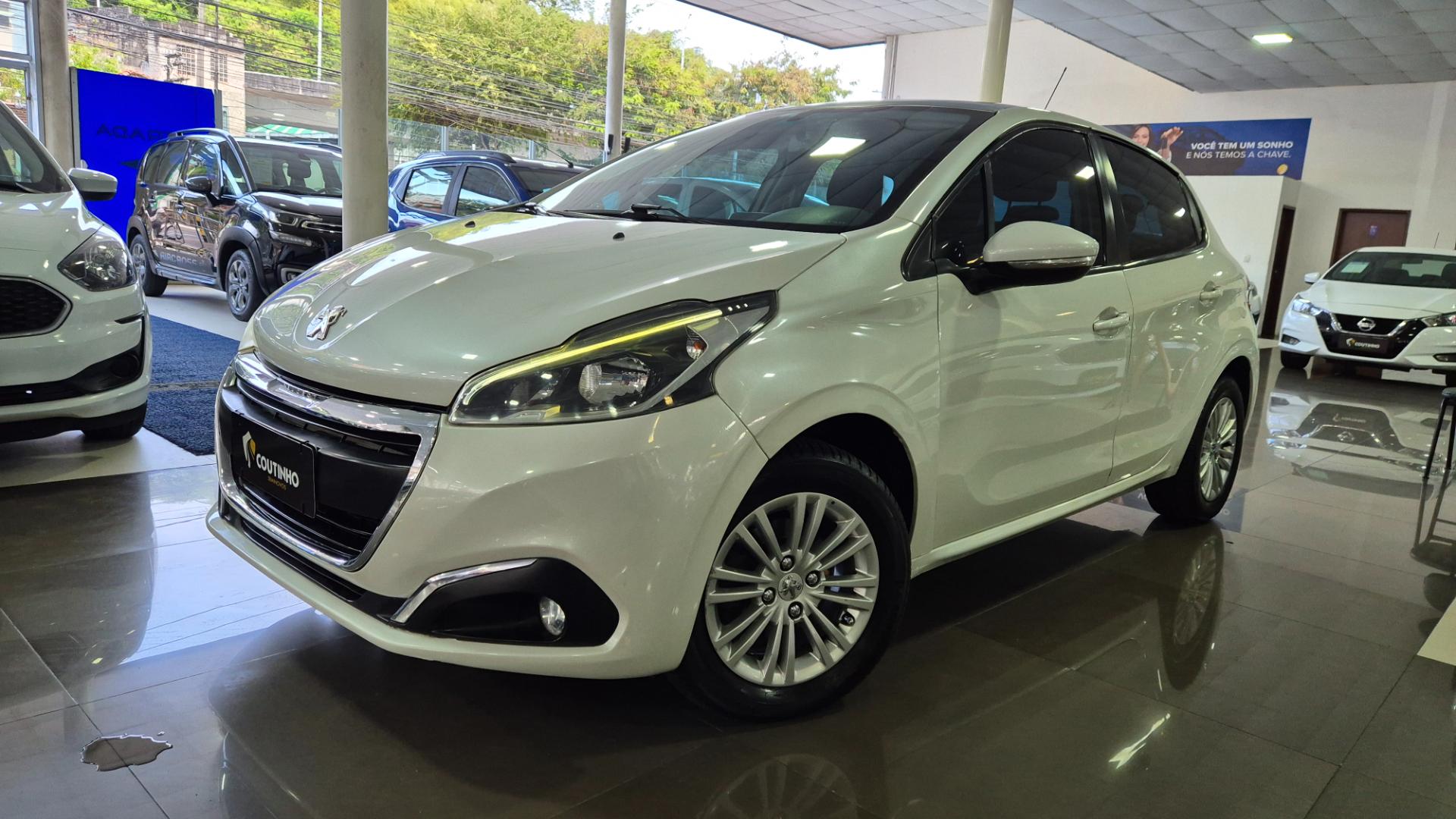 PEUGEOT 208 allure 1.6 flex 16v 5p aut.
