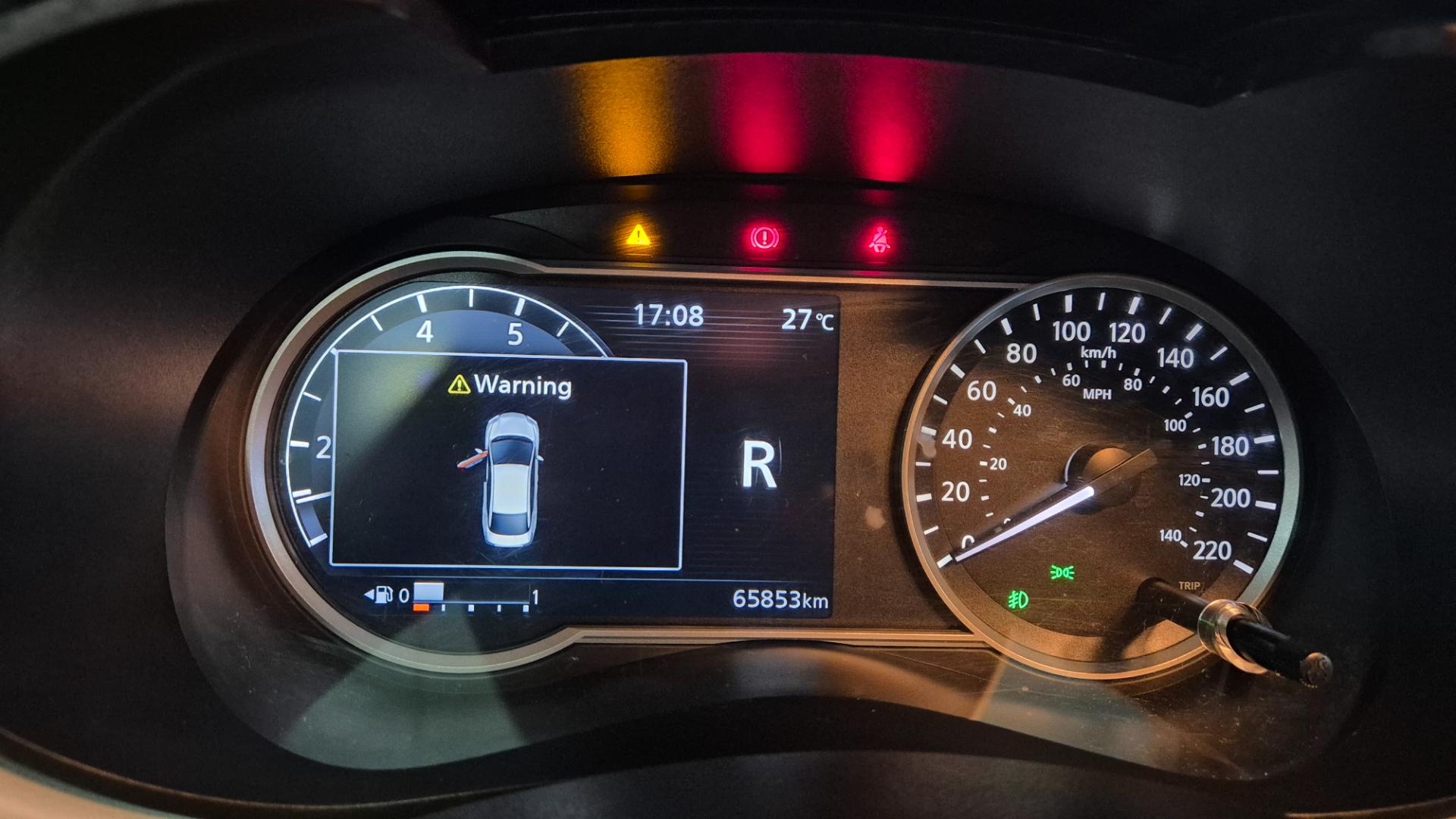 NISSAN versa advance 1.6 16v flex aut.