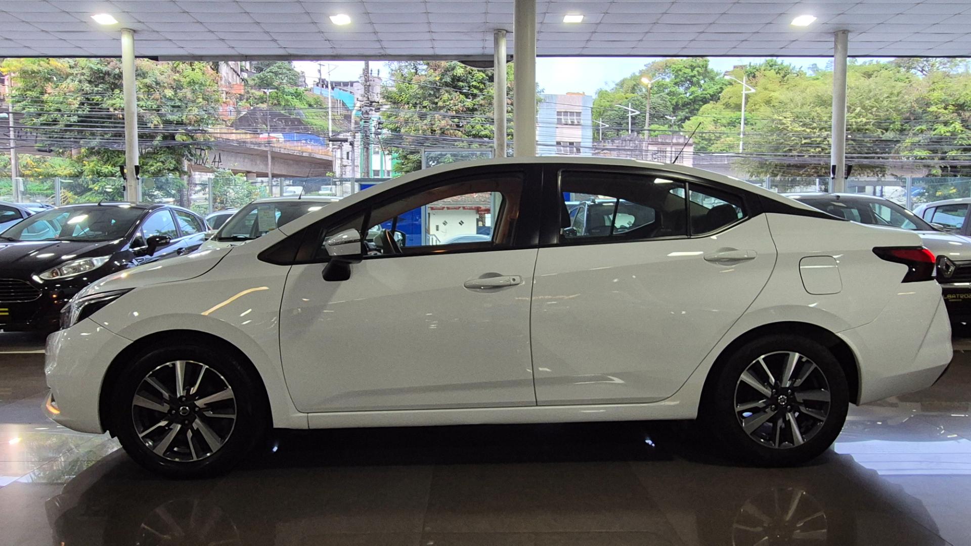 NISSAN versa advance 1.6 16v flex aut.