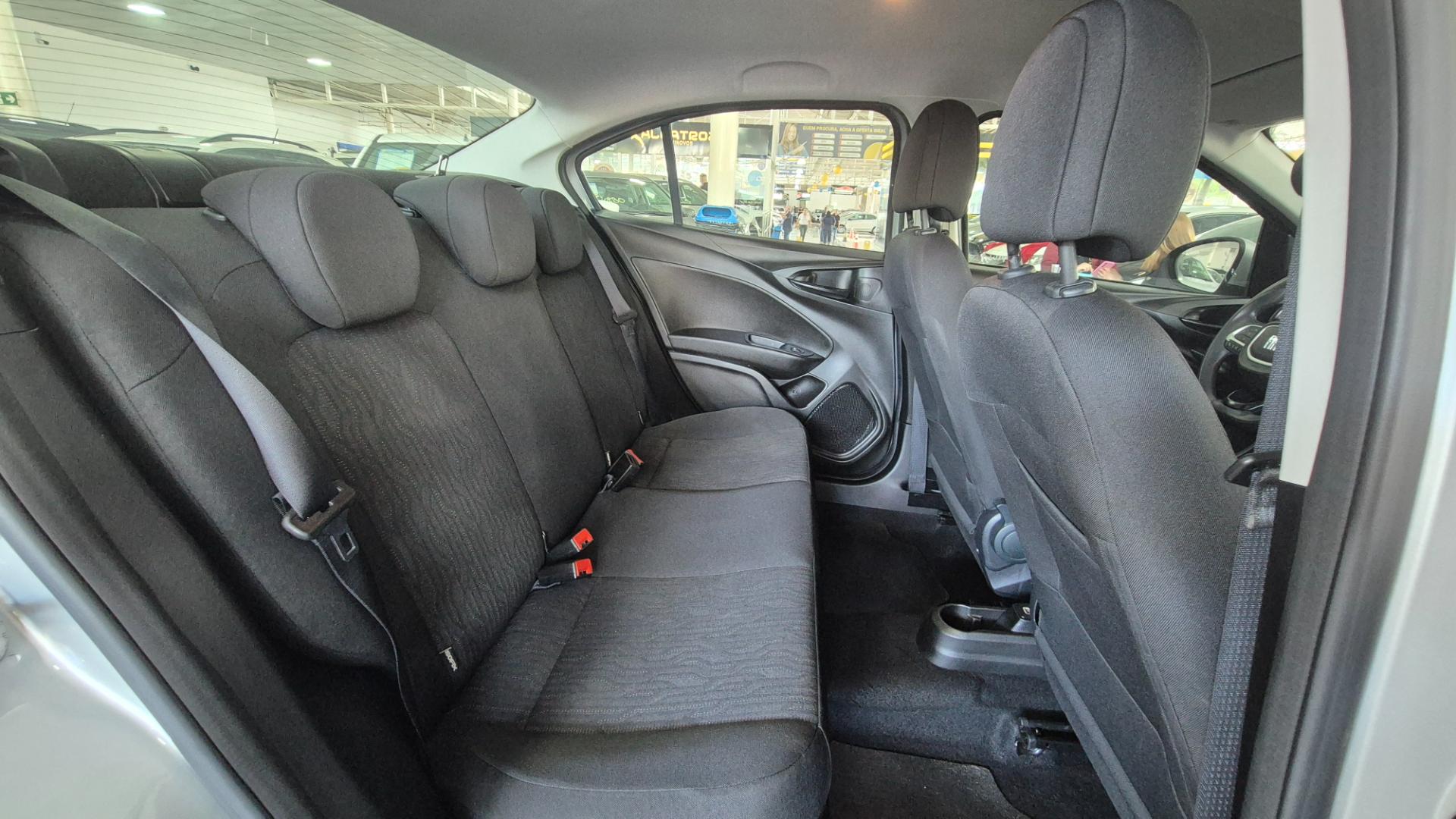 FIAT cronos drive 1.3