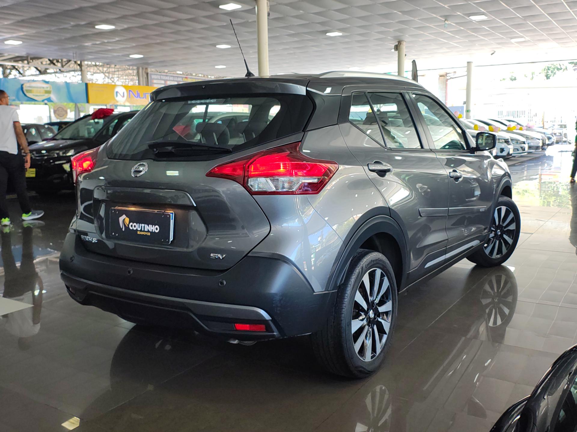 NISSAN kicks 1.6 sv cvt p. plus