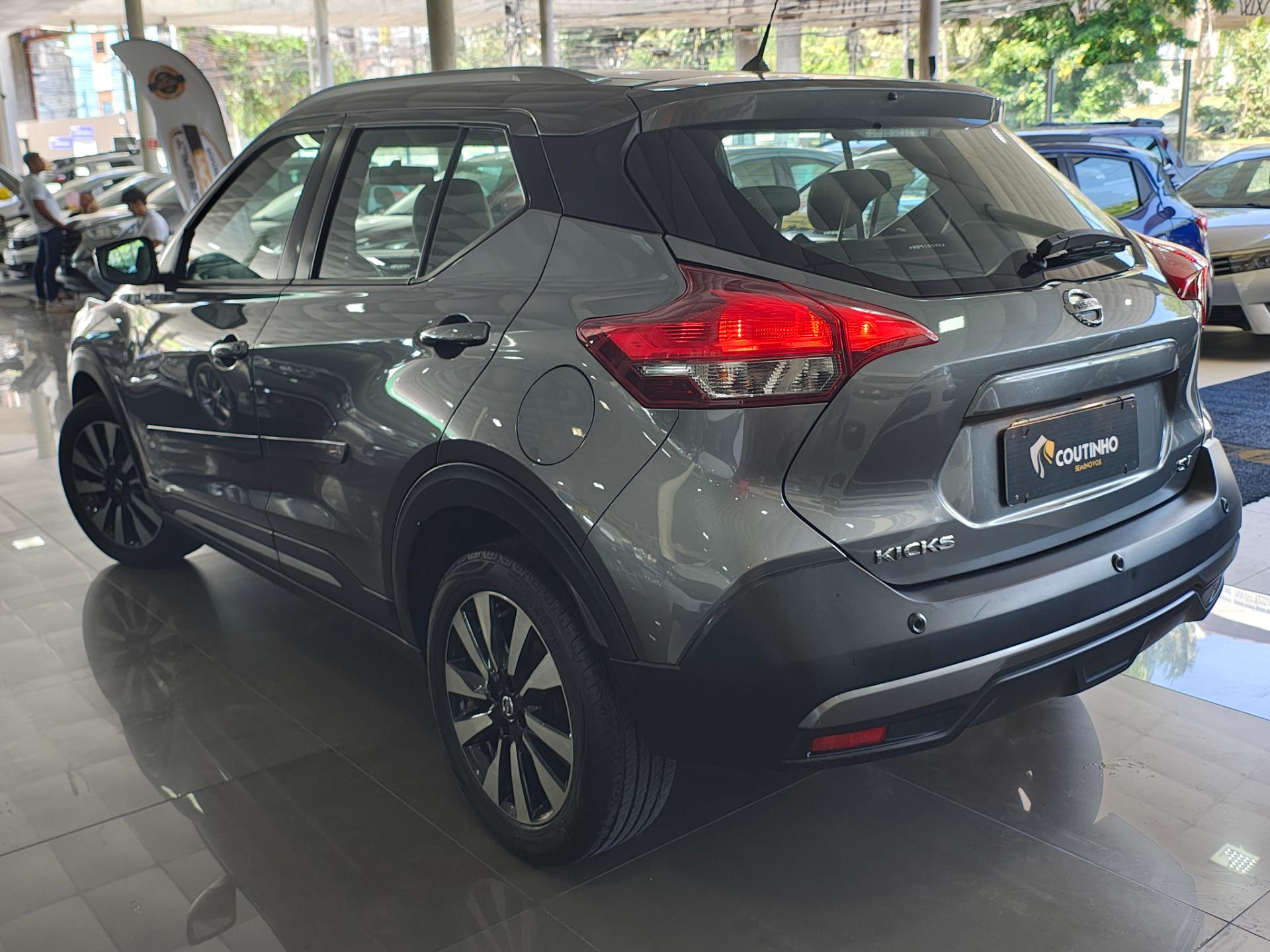 NISSAN kicks 1.6 sv cvt p. plus