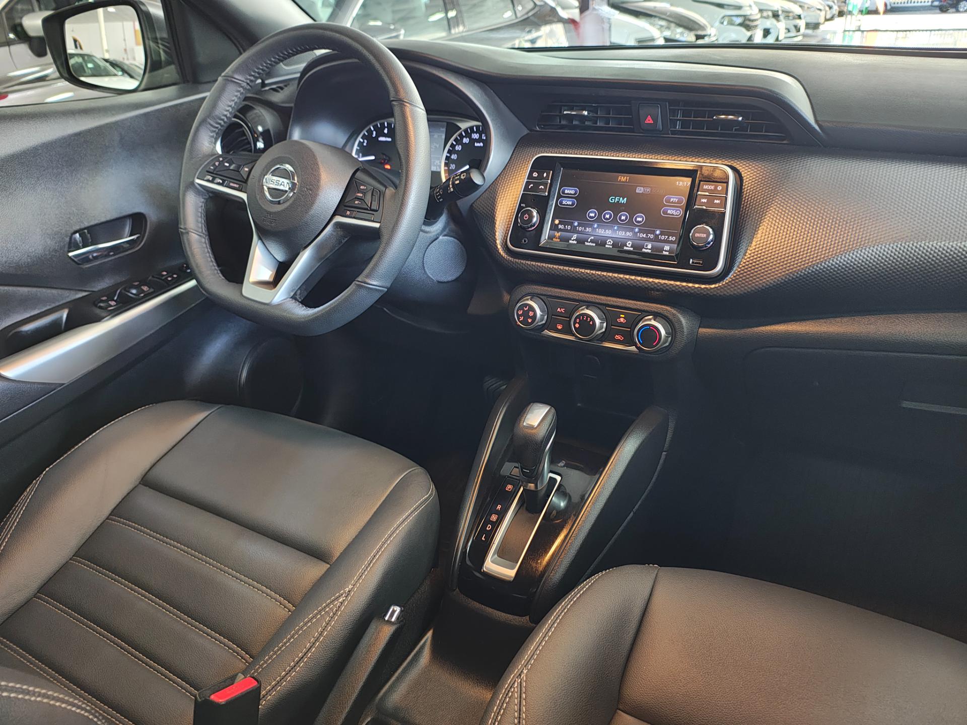 NISSAN kicks 1.6 sv cvt p. plus