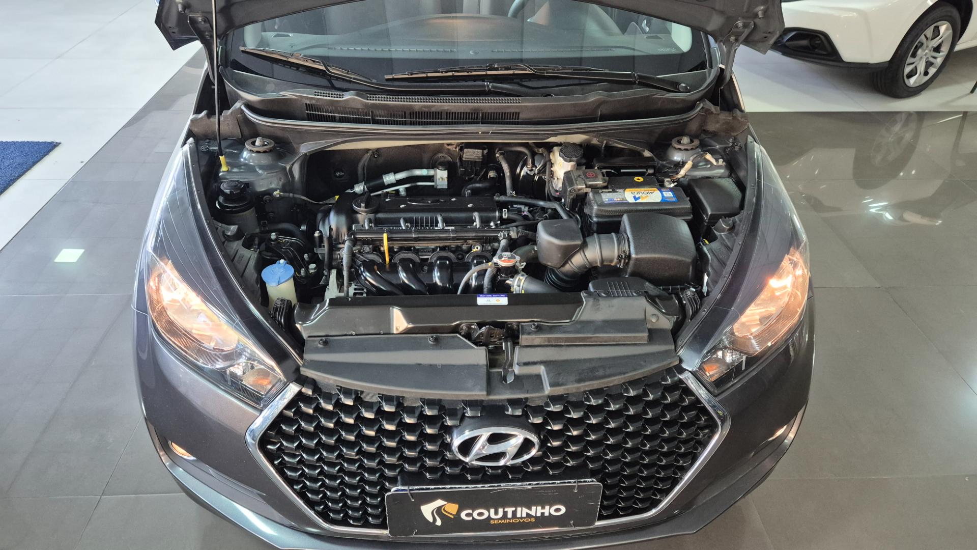 HYUNDAI hb20s 1.6 comfort style 16v flex 4p automatico