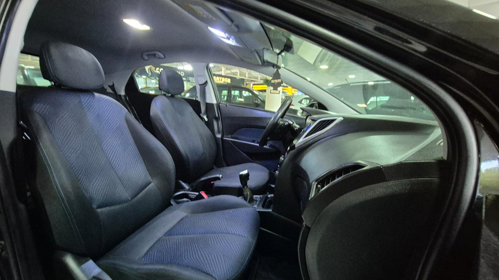 HYUNDAI hb20x 1.6 m style