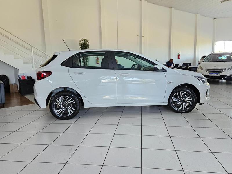 Chevrolet Onix Hatch LT 1.0 12V Flex 5P Mec. - foto 5