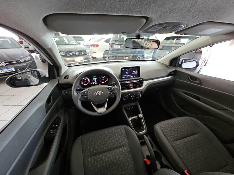 Hyundai HB20S Comfort Plus 1.0 12V Flex Mec - foto 11