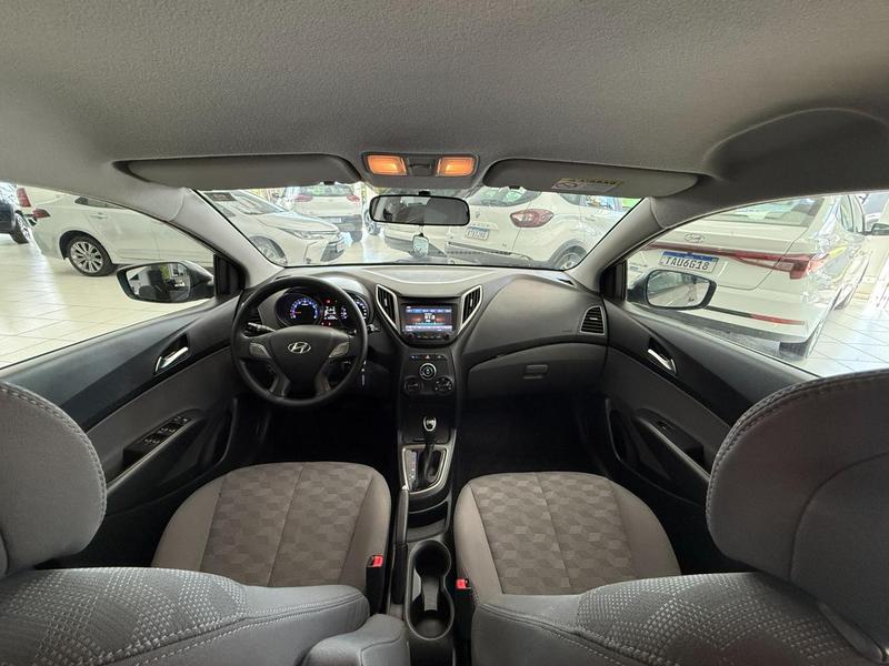 Hyundai HB20S 1.6 Comfort Plus 16V Flex 4P Automático - foto 11