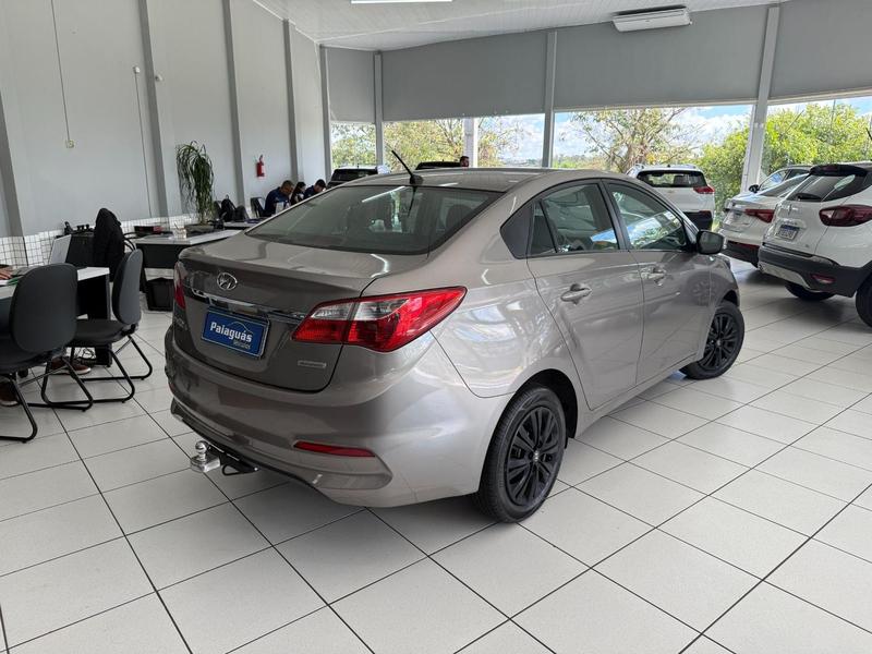 Hyundai HB20S 1.6 Comfort Plus 16V Flex 4P Automático - foto 5