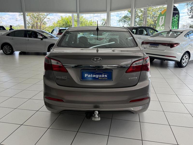 Hyundai HB20S 1.6 Comfort Plus 16V Flex 4P Automático - foto 6