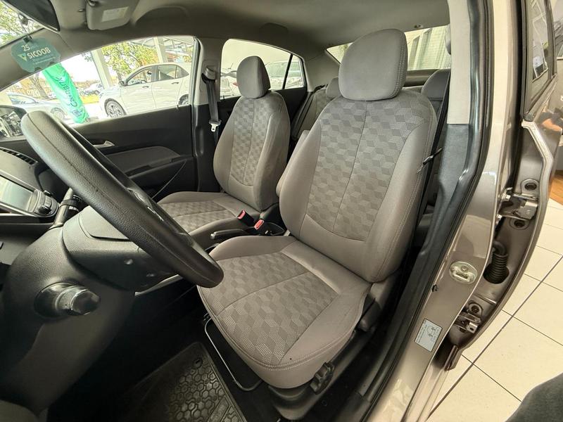 Hyundai HB20S 1.6 Comfort Plus 16V Flex 4P Automático - foto 10