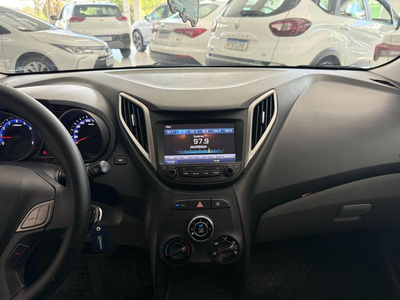 Hyundai HB20S 1.6 Comfort Plus 16V Flex 4P Automático - foto 19