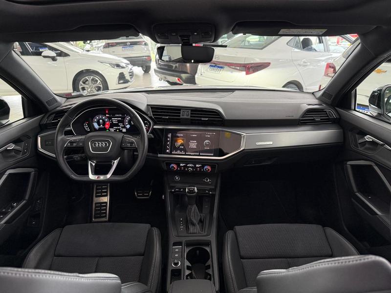 Audi Q3 Performance Black 2.0 4.0 TFSI Quattro Tiptronic - foto 17