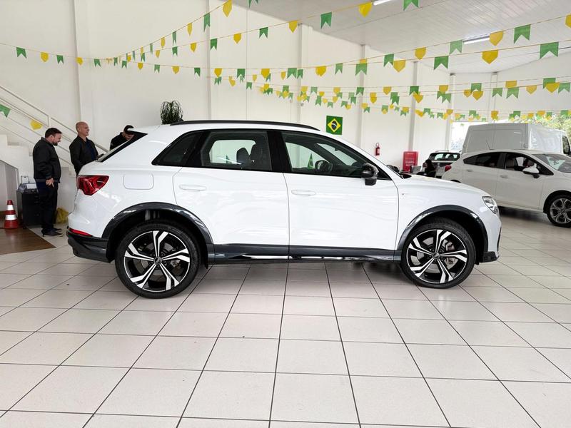 Audi Q3 Performance Black 2.0 4.0 TFSI Quattro Tiptronic - foto 4