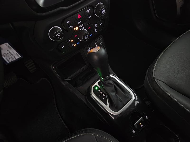 Jeep Renegade Long. T270 1.3 Tb 4X2 Flex Aut. - foto 16
