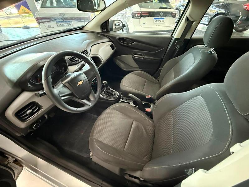 Chevrolet Onix Hatch LT 1.0 8V Flexpower 5P Mec. - foto 11