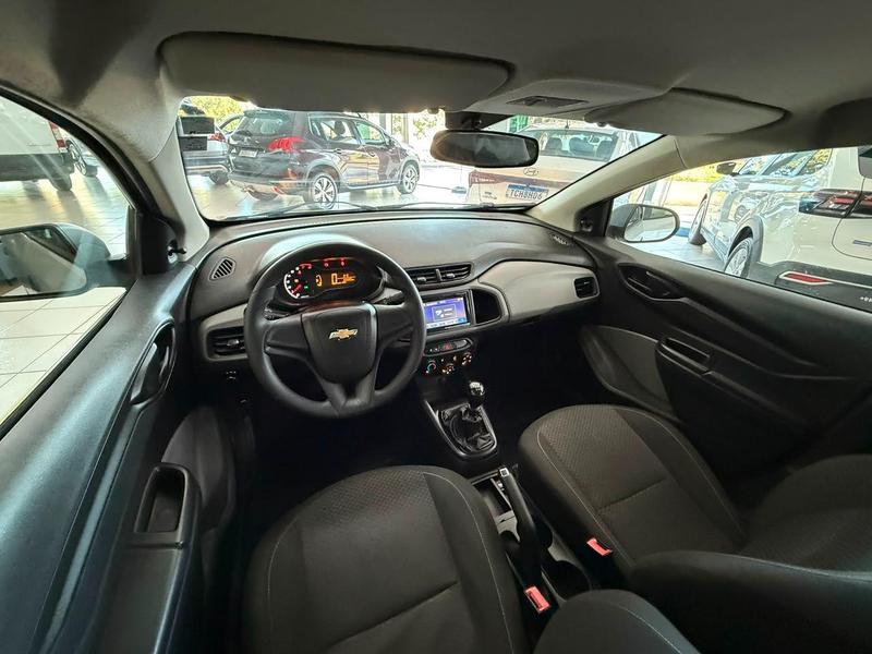 Chevrolet Onix Hatch LT 1.0 8V Flexpower 5P Mec. - foto 12