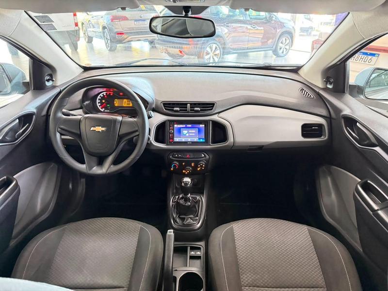 Chevrolet Onix Hatch LT 1.0 8V Flexpower 5P Mec. - foto 14
