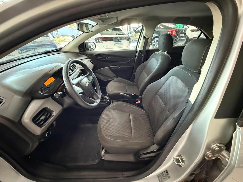 Chevrolet Onix Hatch LT 1.0 8V Flexpower 5P Mec. - foto 9