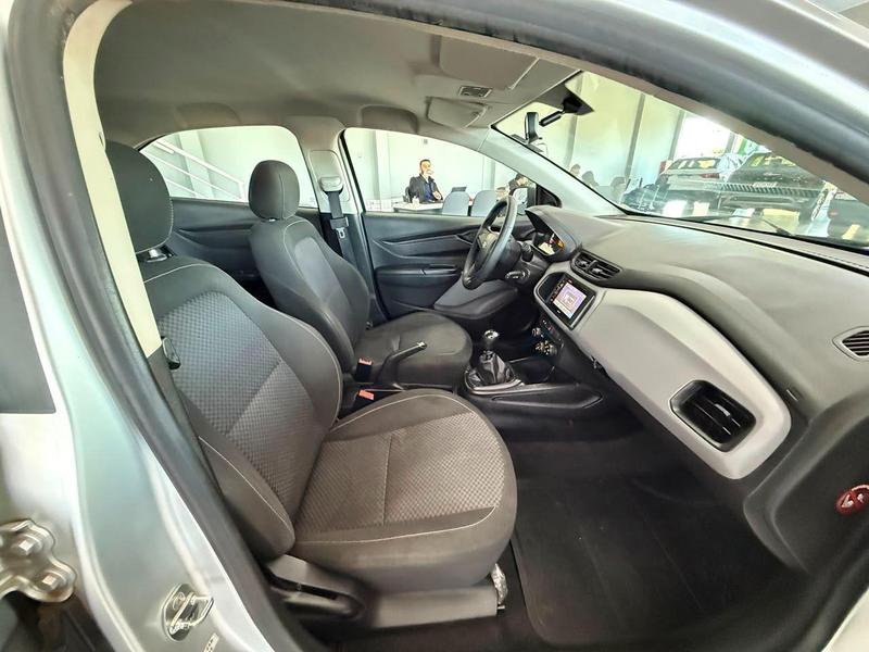 Chevrolet Onix Hatch LT 1.0 8V Flexpower 5P Mec. - foto 17